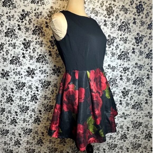 Studio One - Picture 5 of 6